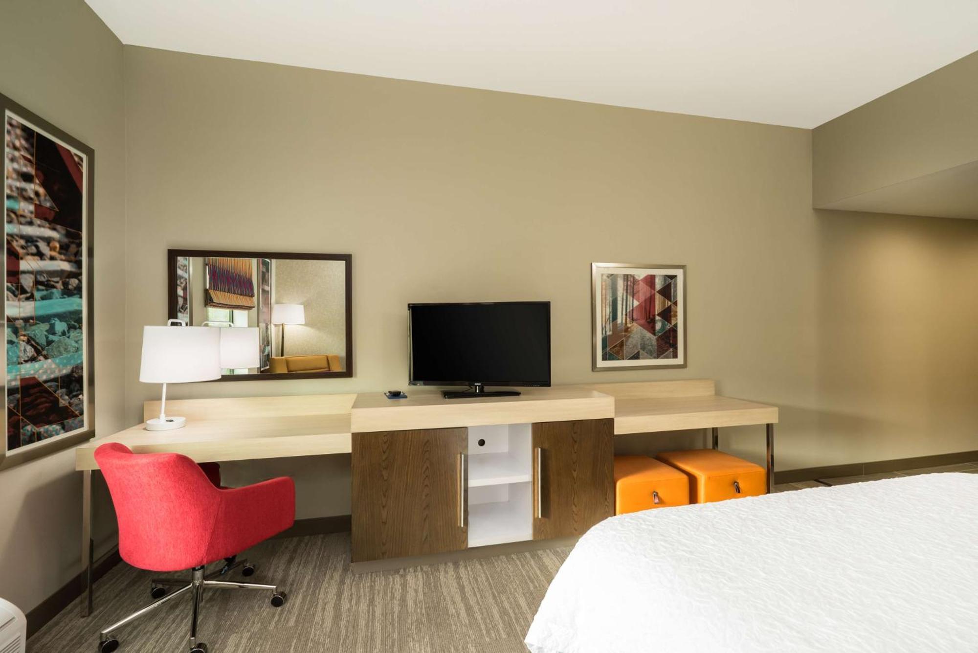 Hampton Inn Newport Eksteriør billede
